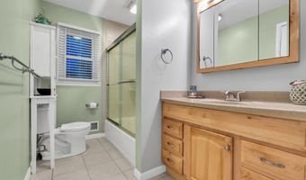 46 Bowline St, Beachwood, NJ 08722