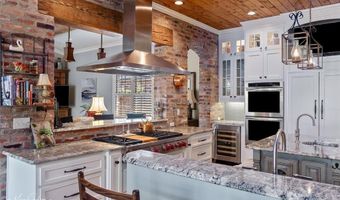 3023 Torrey Pine Ln, Shreveport, LA 71106