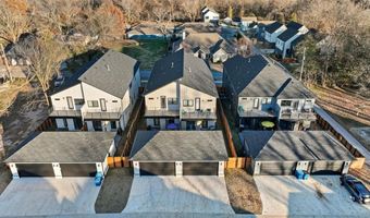 1145 NE Monroe St, Bentonville, AR 72712