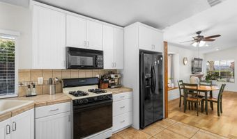 2027 Pointer Gln, Escondido, CA 92029