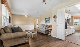1087 County Road 2395, Alvord, TX 76225