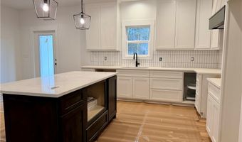 406 Edgewood Dr, Belton, SC 29627