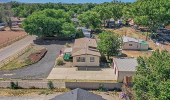 2135 Winchester Dr, Bosque Farms, NM 87068