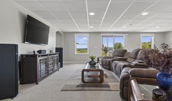 192 Depot Rd, Belgrade, ME 04917