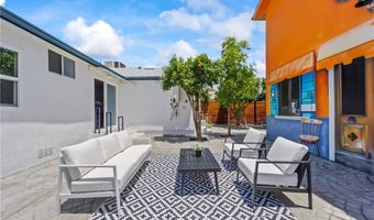 17660 Martha St, Encino, CA 91316