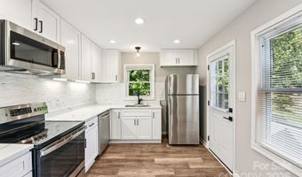 3209 Eastwood Dr, Charlotte, NC 28205