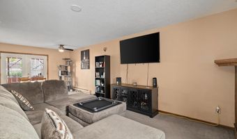 1839 BLUEGRASS Cir, Cheyenne, WY 82009