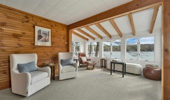 20 Boat Cove Rd, Alton, NH 03810