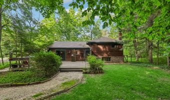 884 Dogwood Ter, Akron, OH 44321