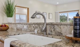 89 KAMALII St, Hilo, HI 96720