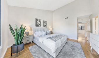 525 S Almansor St 76, Alhambra, CA 91801
