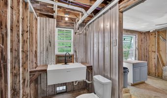 9002 Alabama St, Bay St. Louis, MS 39520