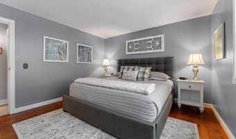 40 Sheridan St, Barre, VT 05641