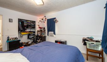 382 Lake St, Antioch, IL 60002