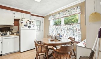 122 E Jefferson St, Auburn, IN 46706