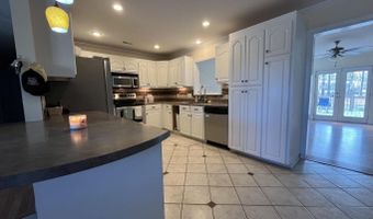 471 Autry St, Batesburg Leesville, SC 29006