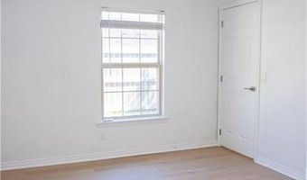 705 Drake St, Bentonville, AR 72712
