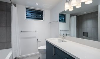 999 Wilder Ave 1604, Honolulu, HI 96822