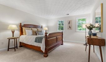 37 Concord Rd, Acton, MA 01720