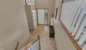 984 Waters Edge Cir, Avon, MN 56310