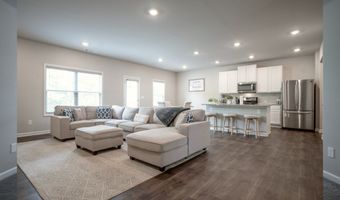 438 Auburn Sta, Auburn, GA 30011