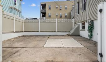 154 BROADWAY, Bayonne, NJ 07002
