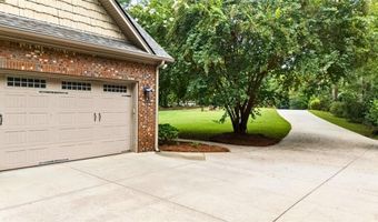 251 HEDGEROW Cir, Auburn, AL 36830
