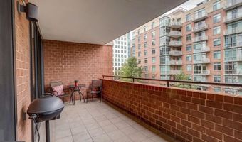 1001 N RANDOLPH St N 406, Arlington, VA 22201
