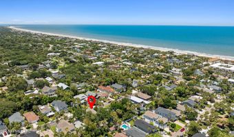 356 10TH St, Atlantic Beach, FL 32233