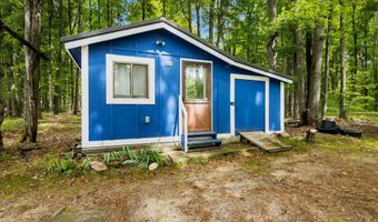 4446 E Shore Dr NE, Kalkaska, MI 49646