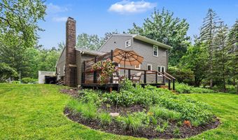 6609 Rix St SE, Ada, MI 49301