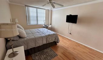 2750 NE 183rd St 201, Aventura, FL 33160