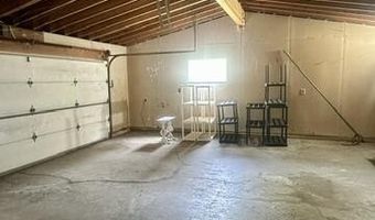 1501 Mardan Dr, Adrian, MI 49221
