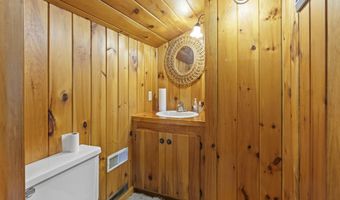 446 Eastern Ave, Augusta, ME 04330