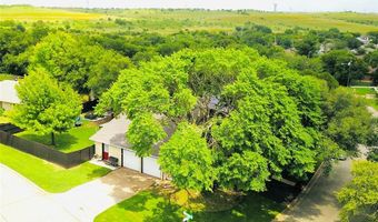 437 Pecan Dr, Aledo, TX 76008