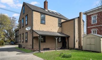 14 Elm St, Newport, RI 02840