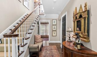 52 Fairmount Dr, Alton, IL 62002
