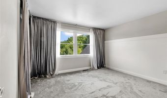 2230 Greenwood Rd, Allentown, PA 18103