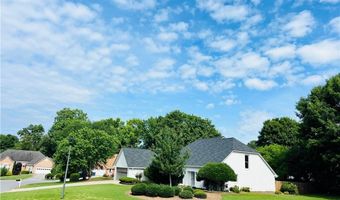 205 Kinderhill Ct, Alpharetta, GA 30004