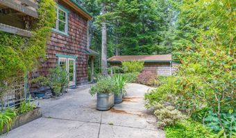 56190 BULLARDS FERRY Rd, Bandon, OR 97411