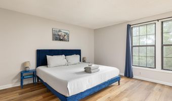 475- A KING St 13A, Basye, VA 22810