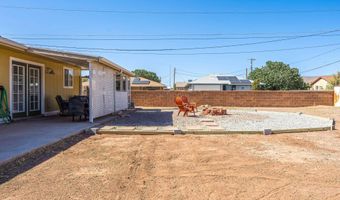 2412 Iowa Ave, Alamogordo, NM 88310