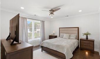 19 W Dolphin Cir W, Bayville, NJ 08721