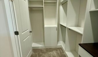 2047 ARMSTRONG Ter, Jeffersonton, VA 22724