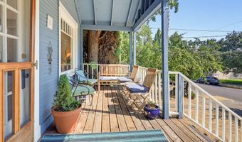 363 Beach St, Ashland, OR 97520