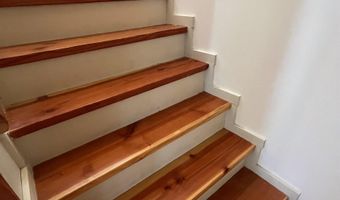 16 Germain St, Burlington, VT 05401