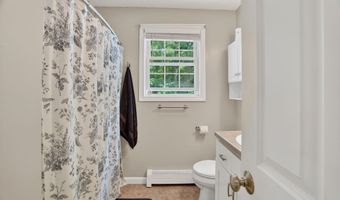 126 Rogers Rd, Barnstead, NH 03225