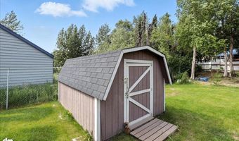 9112 Lakehurst Dr, Anchorage, AK 99502