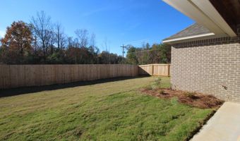 102 Waverly Dr, Florence, MS 39073