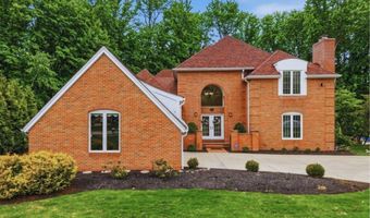 309 High Blf, Aurora, OH 44202
